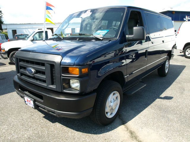 2009 Ford Econoline Wagon Navigation W/premium Pk.plus