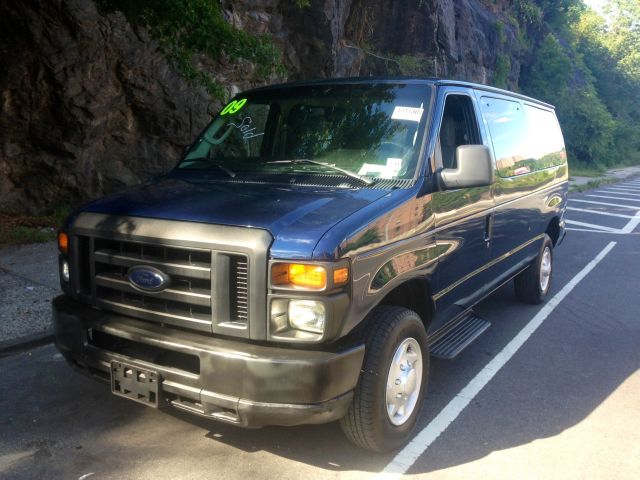 2009 Ford Econoline Wagon Navigation W/premium Pk.plus