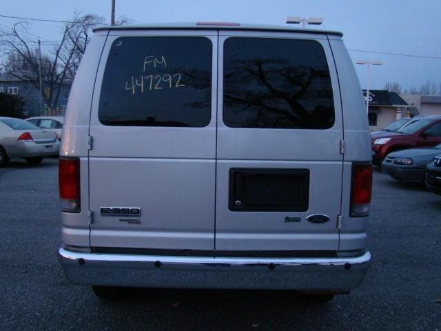 2010 Ford Econoline Wagon Unknown