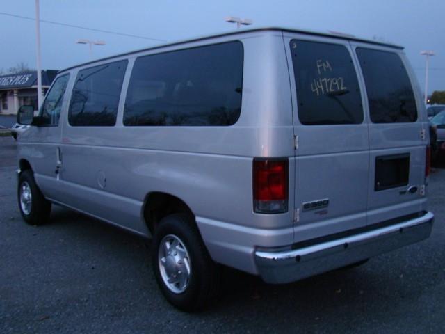 2010 Ford Econoline Wagon Unknown