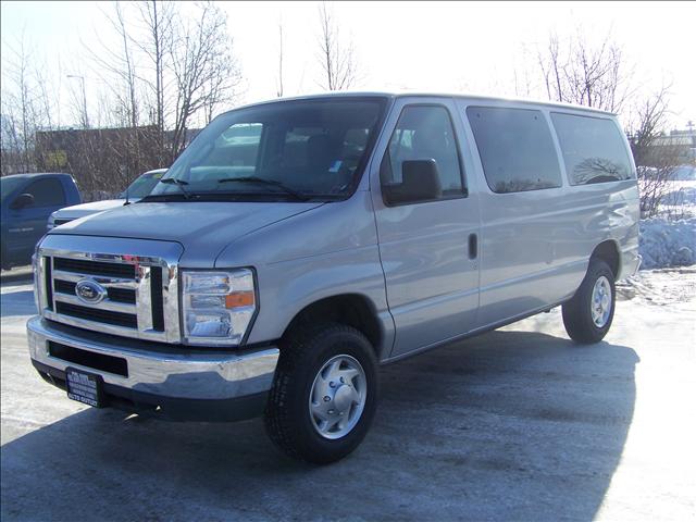 2010 Ford Econoline Wagon Sport 4WD