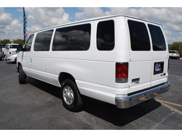 2010 Ford Econoline Wagon CPE