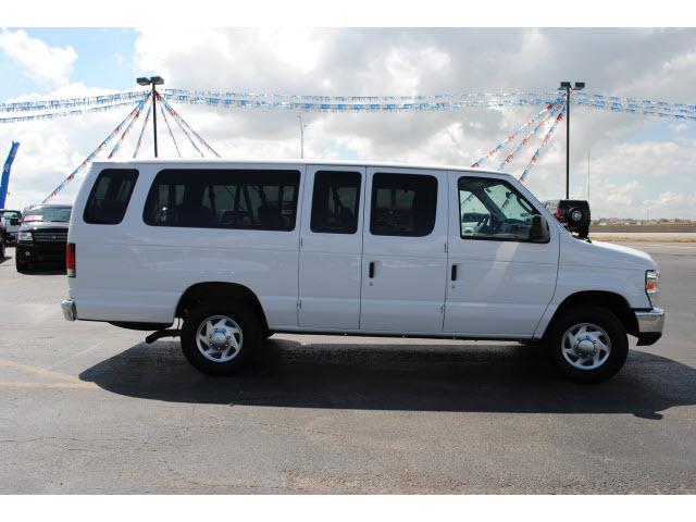 2010 Ford Econoline Wagon CPE