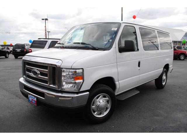 2010 Ford Econoline Wagon ESi