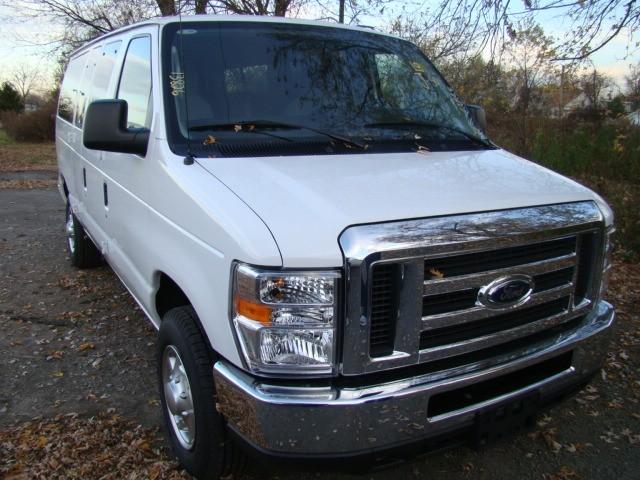 2010 Ford Econoline Wagon ESi