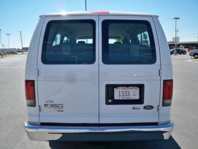 2010 Ford Econoline Wagon ESi