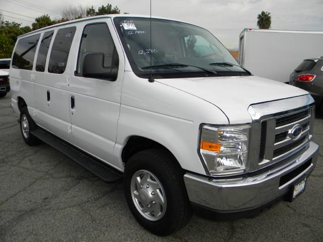 2010 Ford Econoline Wagon 2dr Cpe V6 Manual GT