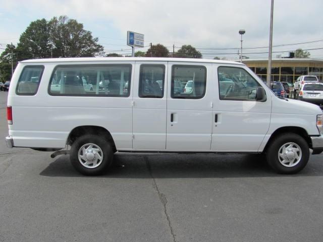 2010 Ford Econoline Wagon Unknown