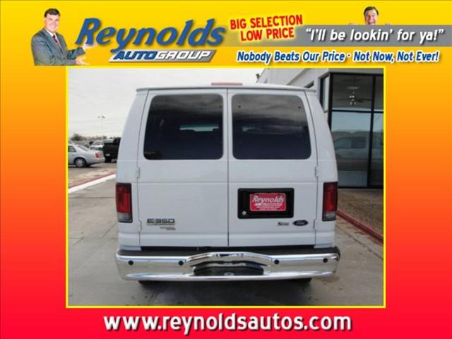 2010 Ford Econoline Wagon ESi