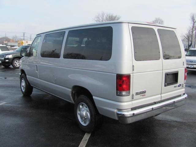 2010 Ford Econoline Wagon Unknown