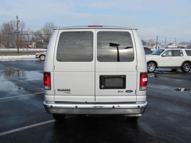 2010 Ford Econoline Wagon Unknown