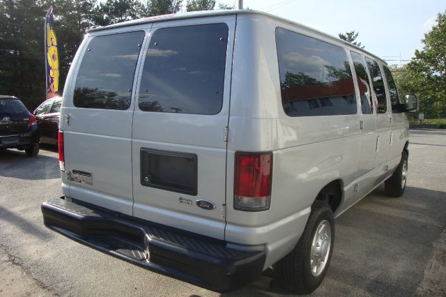 2010 Ford Econoline Wagon Navigation W/premium Pk.plus