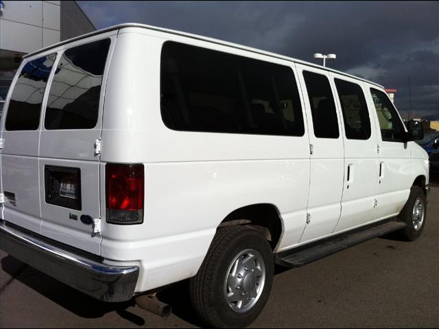 2010 Ford Econoline Wagon Sport 4WD