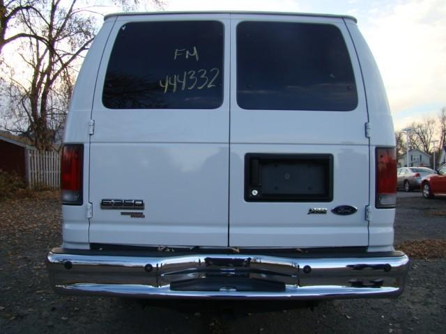 2010 Ford Econoline Wagon Sport 4WD