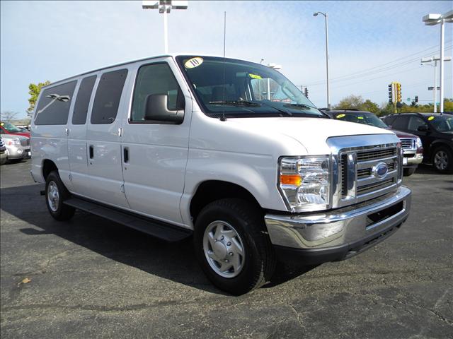 2010 Ford Econoline Wagon 2dr Cpe V6 Manual GT