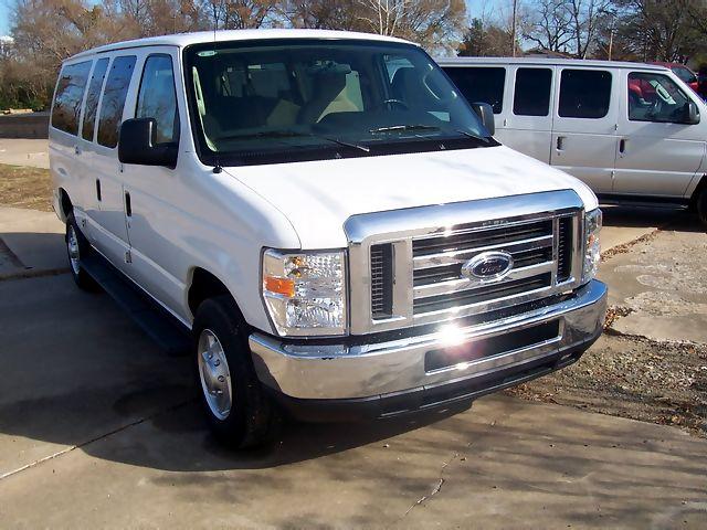 2010 Ford Econoline Wagon XLT Sport 4.6L 2WD