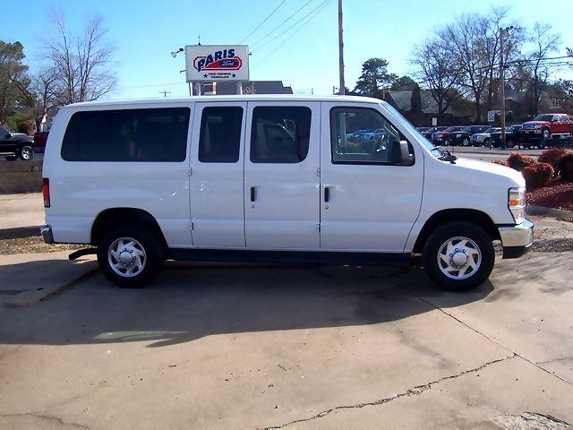 2010 Ford Econoline Wagon XLT Sport 4.6L 2WD