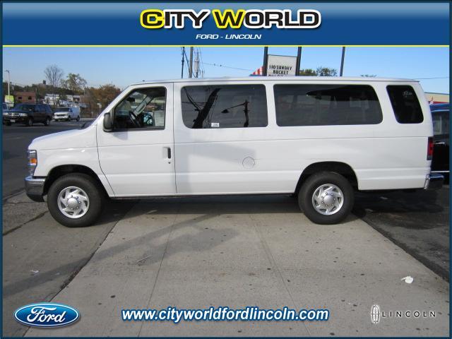 2011 Ford Econoline Wagon CPE