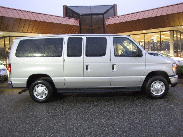 2011 Ford Econoline Wagon ESi