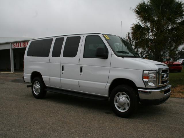 2011 Ford Econoline Wagon ESi