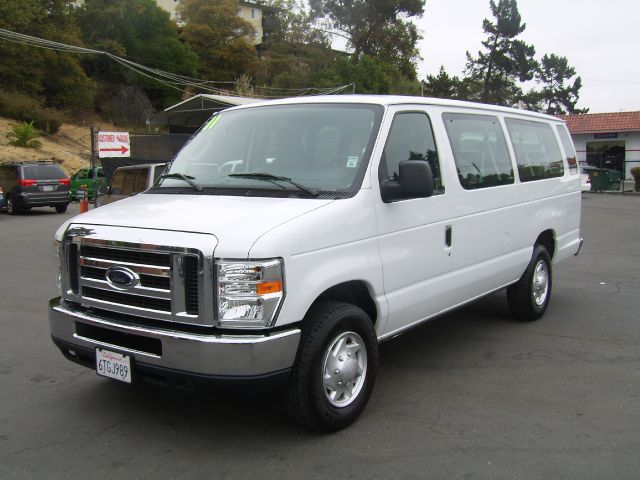 2011 Ford Econoline Wagon Z71, 4X4, LS, XCAB