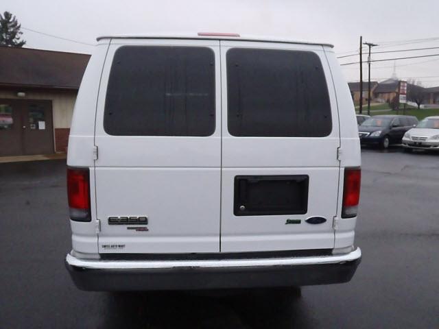 2011 Ford Econoline Wagon Unknown