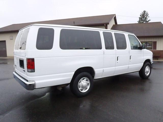 2011 Ford Econoline Wagon Unknown