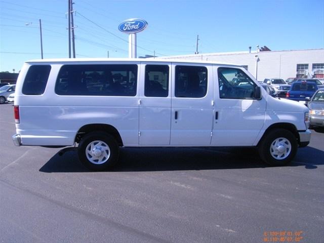 2011 Ford Econoline Wagon Unknown