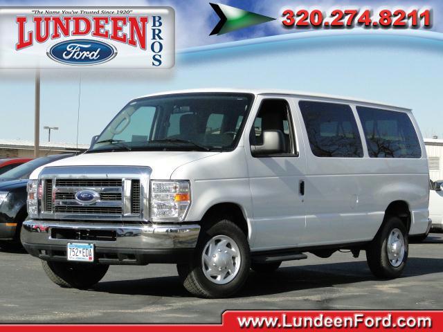 2011 Ford Econoline Wagon ESi