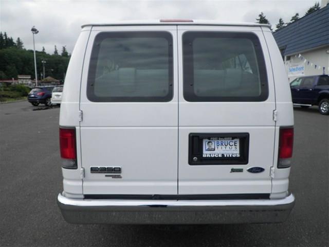 2011 Ford Econoline Wagon Unknown