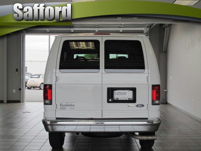 2012 Ford Econoline Wagon ESi