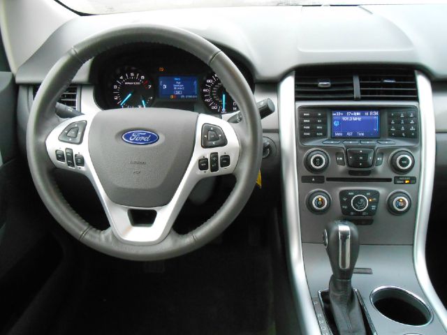 2012 Ford Edge Xe-v6