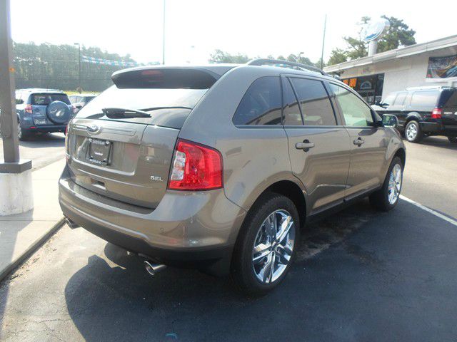 2013 Ford Edge Xe-v6