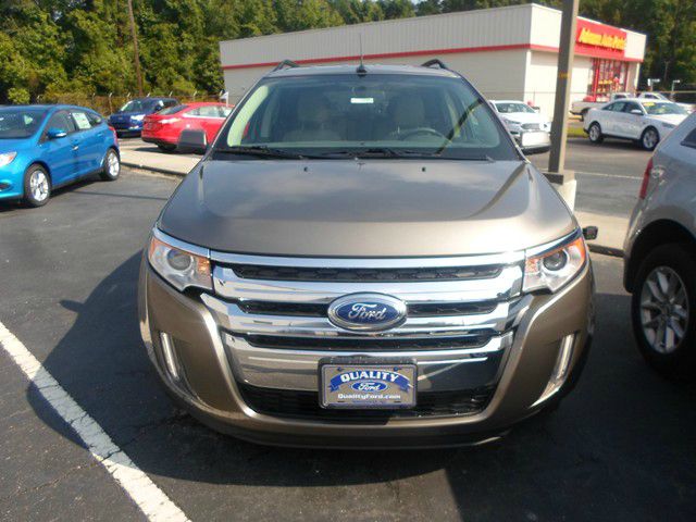 2013 Ford Edge Xe-v6