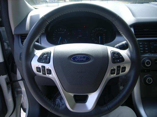 2013 Ford Edge V-8