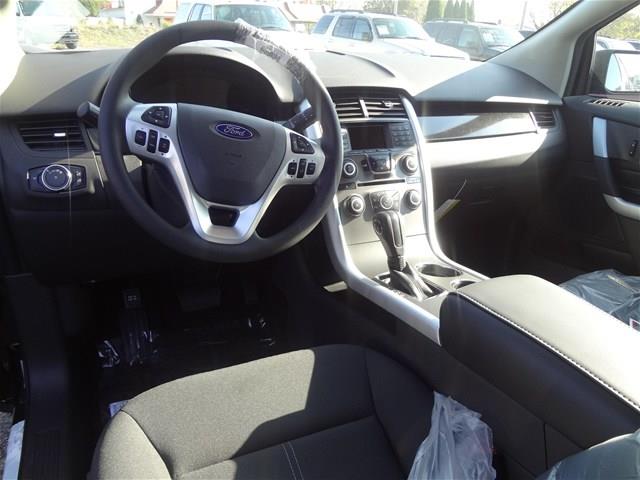 2013 Ford Edge SE