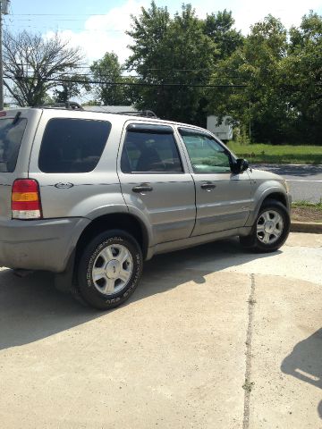 2001 Ford Escape SL 4x4 Regular Cab