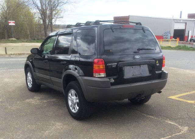 2001 Ford Escape ESi