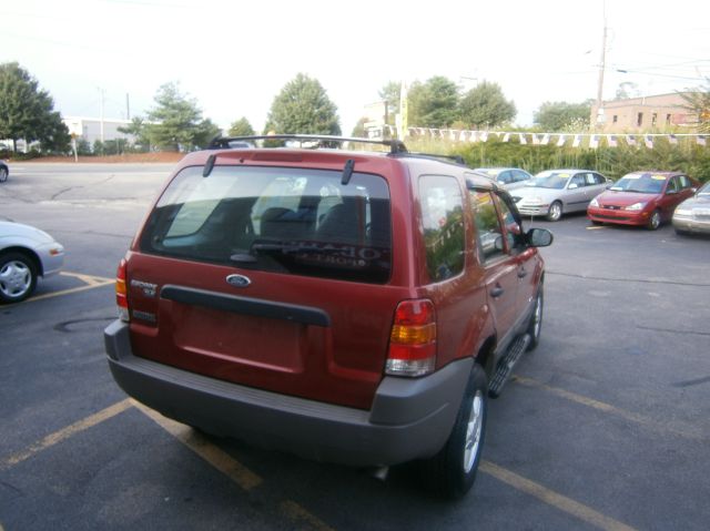 2001 Ford Escape Reg Cab 159.5 WB C5B