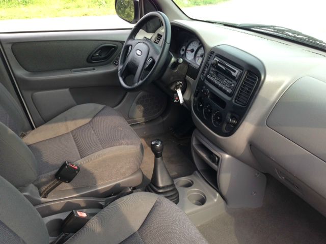 2001 Ford Escape SL 4x4 Regular Cab