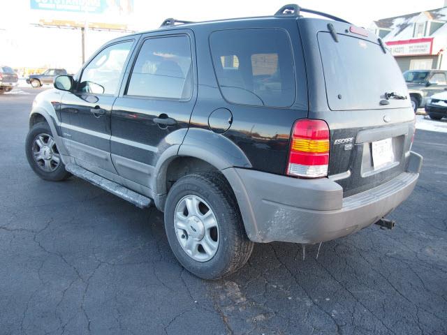 2001 Ford Escape ESi