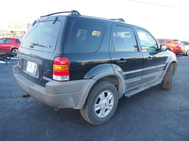 2001 Ford Escape ESi