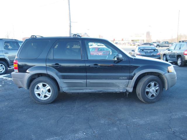 2001 Ford Escape ESi