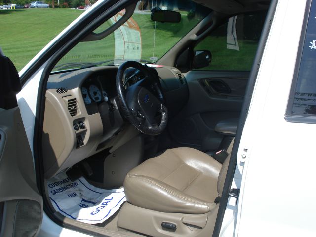 2001 Ford Escape SL 4x4 Regular Cab