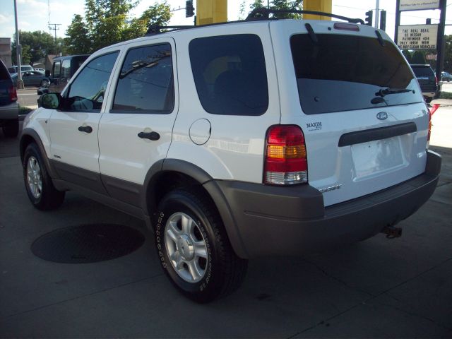 Ford escape 2001 год