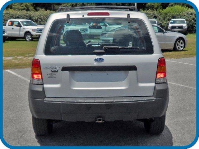 2002 Ford Escape XLS