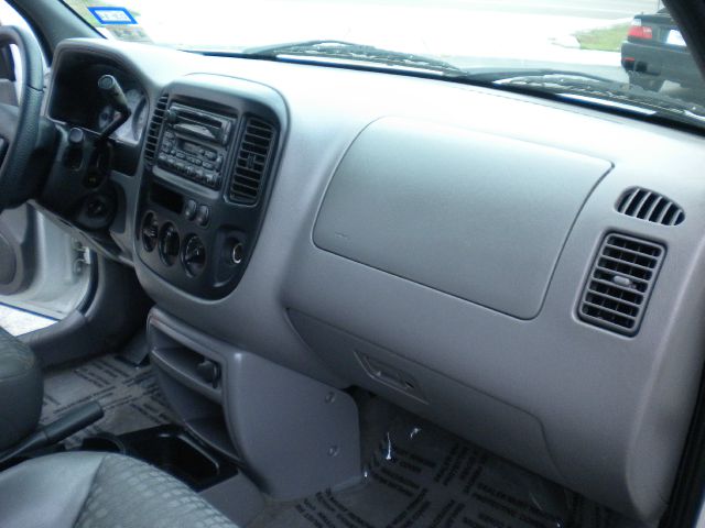 2002 Ford Escape 2WD 4dr V6 XLT