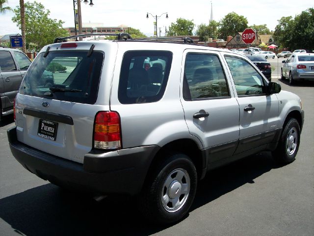 2002 Ford Escape 2WD 4dr V6 XLT