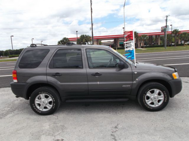 2002 Ford Escape Crew-short-sle2-z71-tv/dvd-4wd