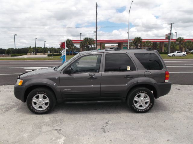 2002 Ford Escape Crew-short-sle2-z71-tv/dvd-4wd